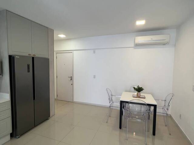 Apartamento para Venda em Palhoça - 4