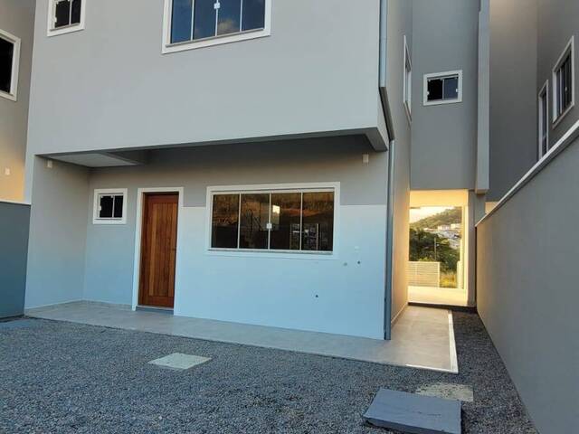 Casa para Venda em São José - 4